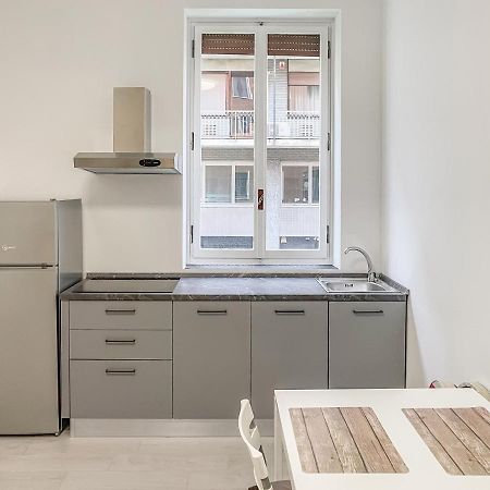 Bnb Capital Milano Moscova - White Exterior photo
