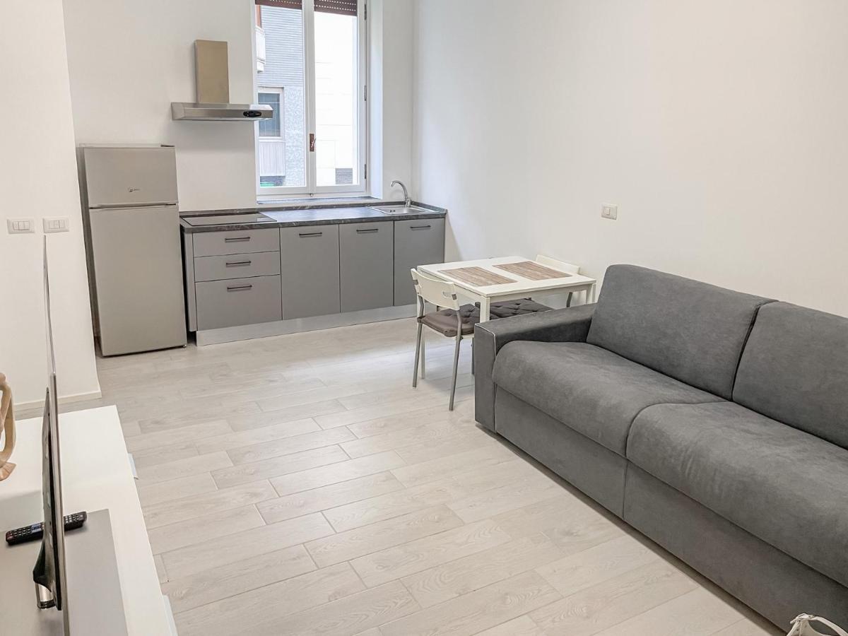 Bnb Capital Milano Moscova - White Exterior photo