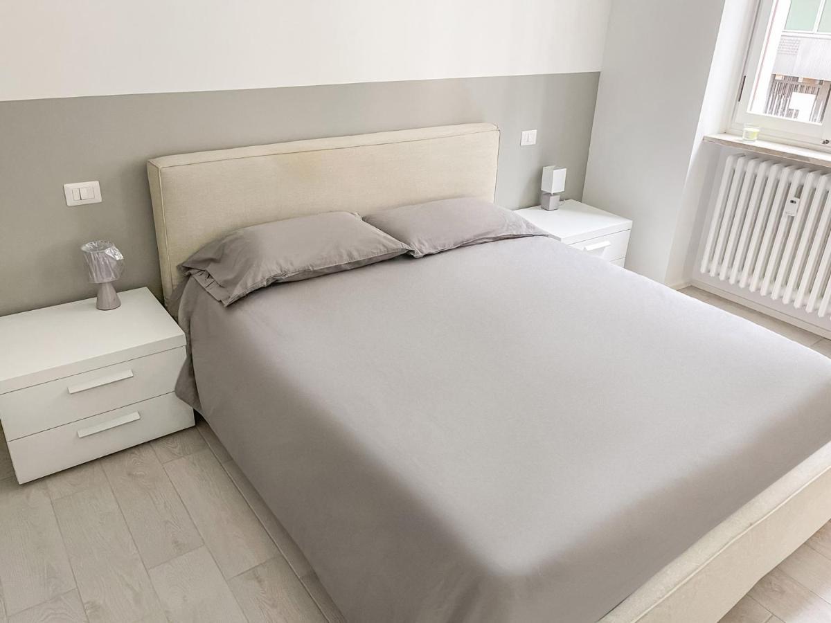 Bnb Capital Milano Moscova - White Exterior photo